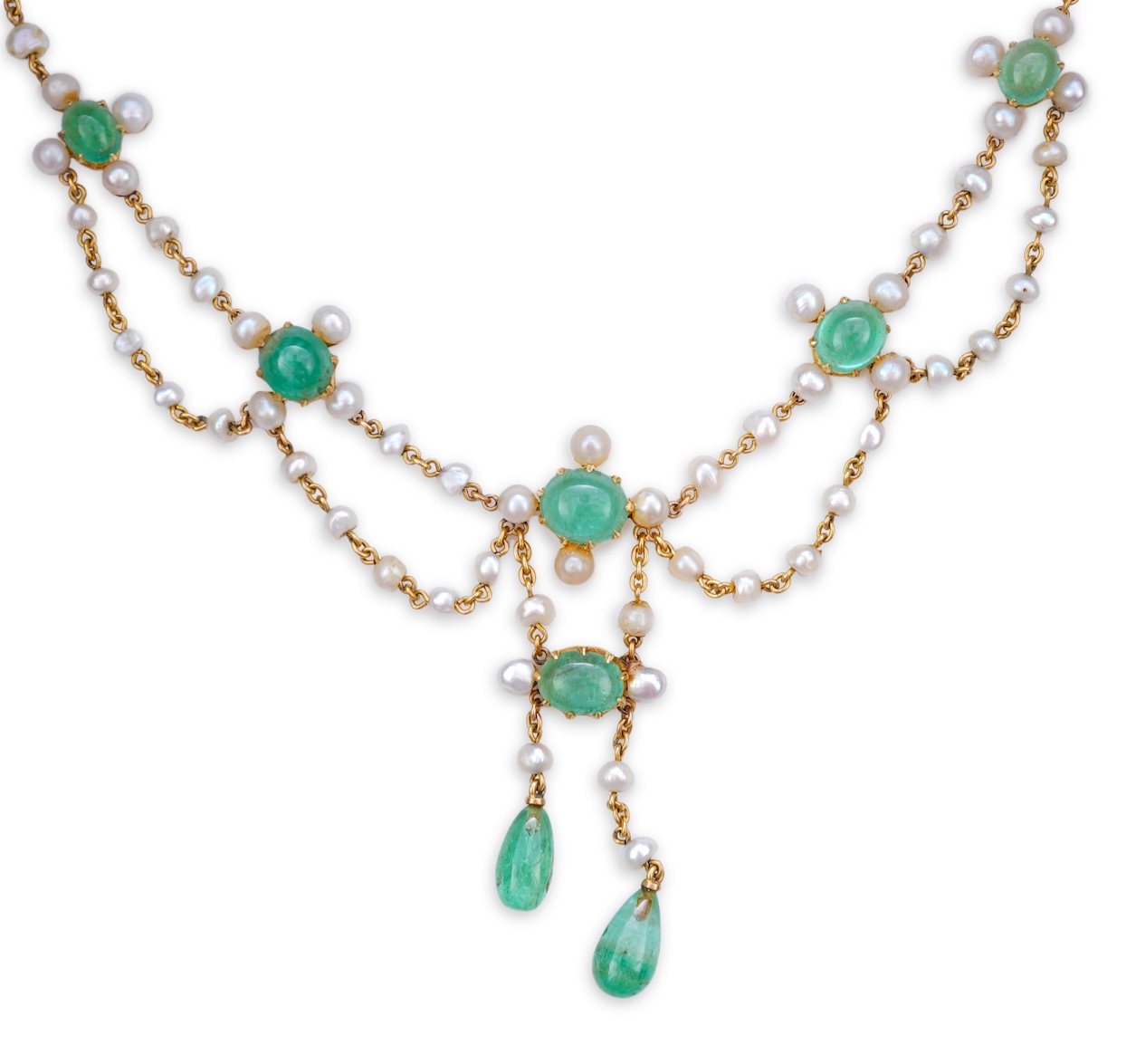 An Edwardian emerald and pearl necklace, early 20th century